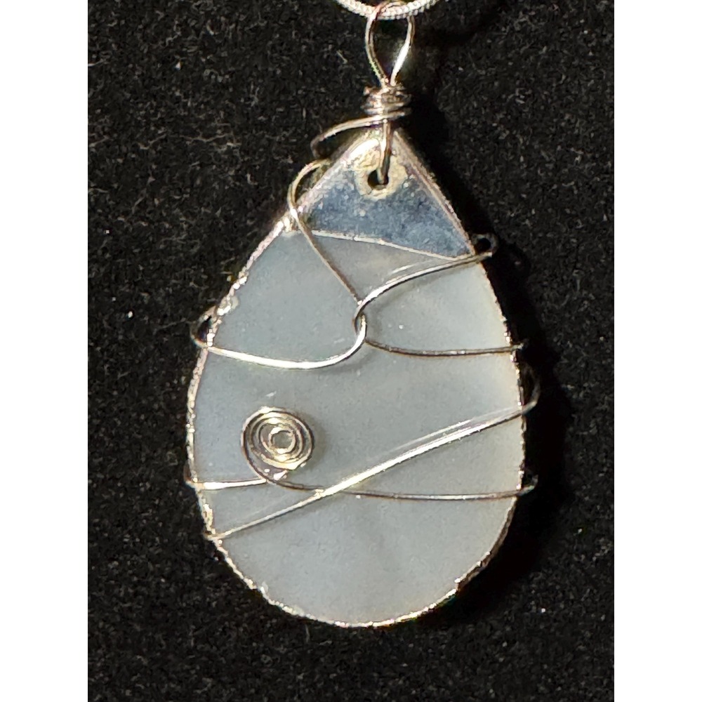 Japanese‎ Cherry Blossom Gift Set | Blue Stone Wire Wrapped Necklace - Picture 2 of 3
